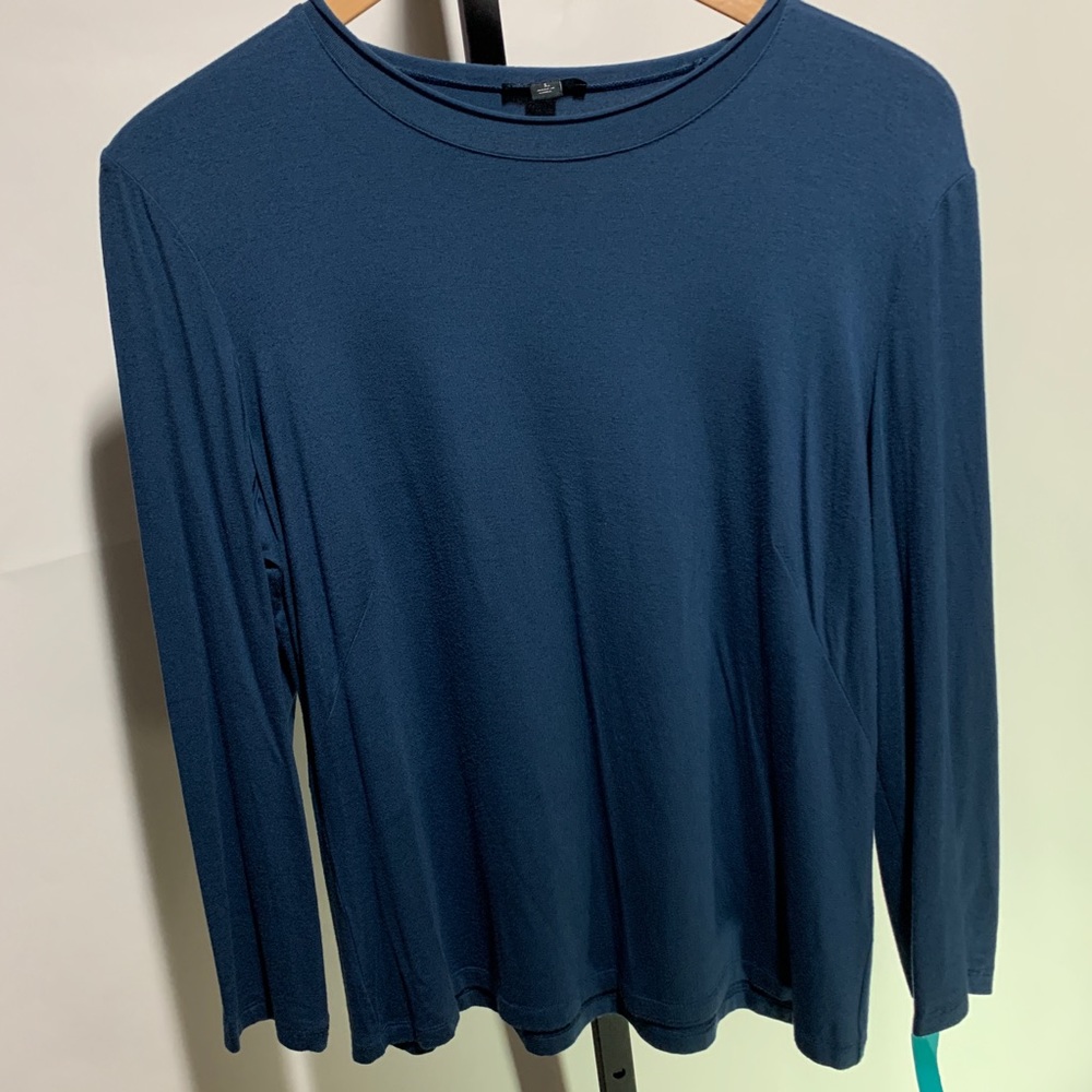 Lafayette 148 Large long sleeve layering blue top